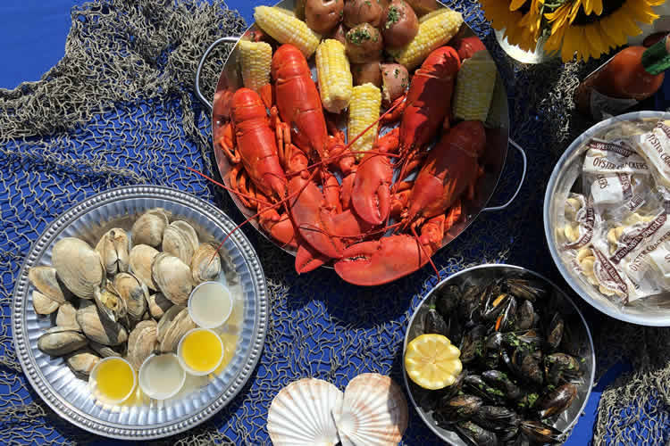 Time to Get Your Employees Together for a Clambake or BBQ!